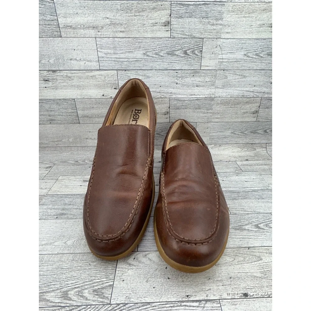 Born Men Brown Leather Moc Toe Slip On Loafers Shoes H44116 Size 9.5‎ M